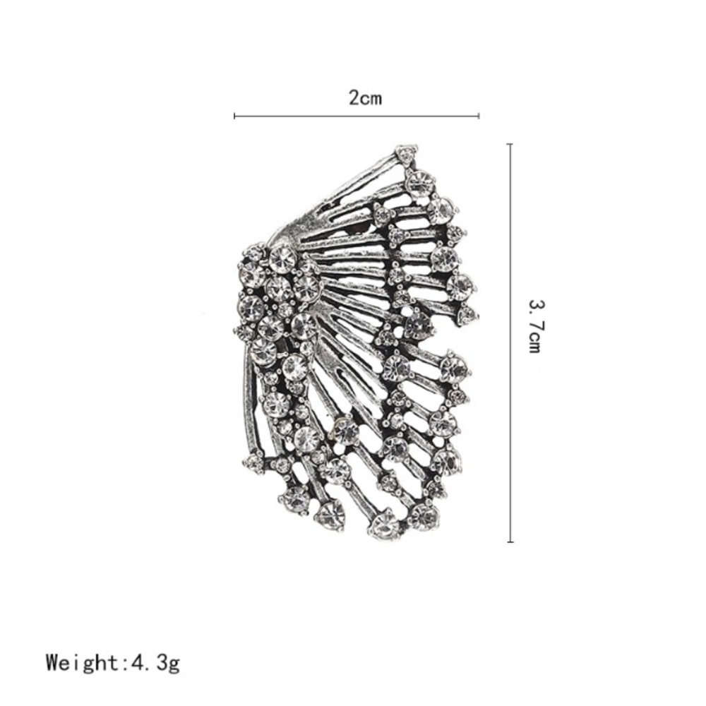 NEW!๐๐1 PIECE PUNK๐คROCK CRYSTAL STUD!๐๐1 ONLY - Picture 6 of 7